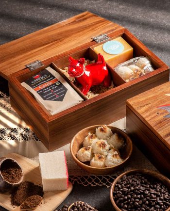 Caja Artística Cardenales Mediana